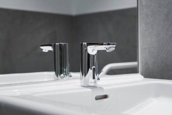 Inteligentna higiena w miejscu pracy z SCHELL E2