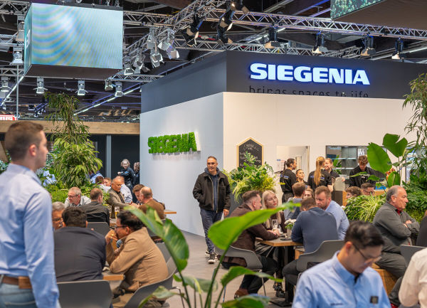 FENSTERBAU 2026: SIEGENIA zachwyca nowatorskimi rozwiązaniami